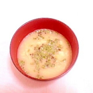 紫蘇の実のかきたまお味噌汁